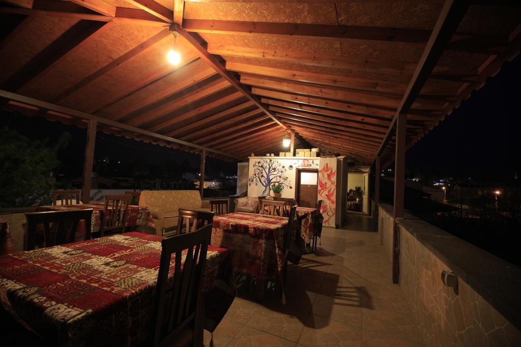 Happydocia Bed and Breakfast Göreme Exteriör bild