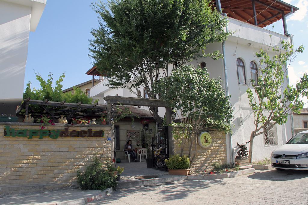 Happydocia Bed and Breakfast Göreme Exteriör bild
